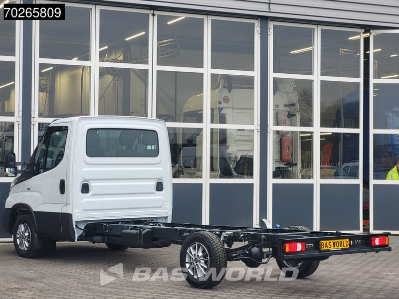 Iveco Daily 35S16 Automaat Chassis Cabine 410WB 2025 model LED CarPlay Camera Velgen Cruise Airco Fahrgestell Airco Cruise control - Veículo comercial: foto 2 Iveco Daily 35S16 Automaat Chassis Cabine 410WB 2025 model LED CarPlay Camera Velgen Cruise Airco Fahrgestell Airco Cruise control - Veículo comercial: foto 2