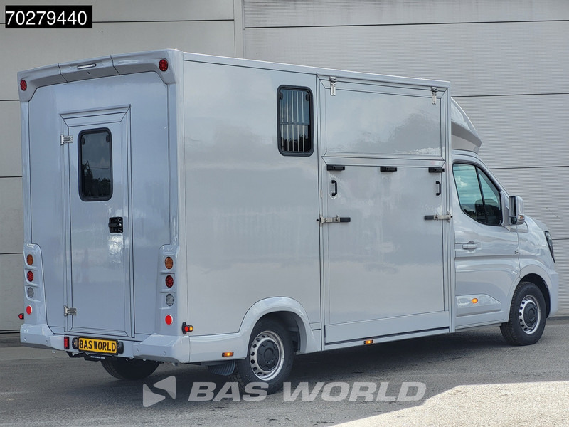 Renault Master 130pk 2025 model Paardenwagen Hengstenuitvoering / Horsetruck / Veewagen 18m3 Airco Cruise control - Veículo comercial: foto 3 Renault Master 130pk 2025 model Paardenwagen Hengstenuitvoering / Horsetruck / Veewagen 18m3 Airco Cruise control - Veículo comercial: foto 3