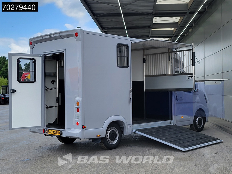 Renault Master 130pk 2025 model Paardenwagen Hengstenuitvoering / Horsetruck / Veewagen 18m3 Airco Cruise control - Veículo comercial: foto 2 Renault Master 130pk 2025 model Paardenwagen Hengstenuitvoering / Horsetruck / Veewagen 18m3 Airco Cruise control - Veículo comercial: foto 2