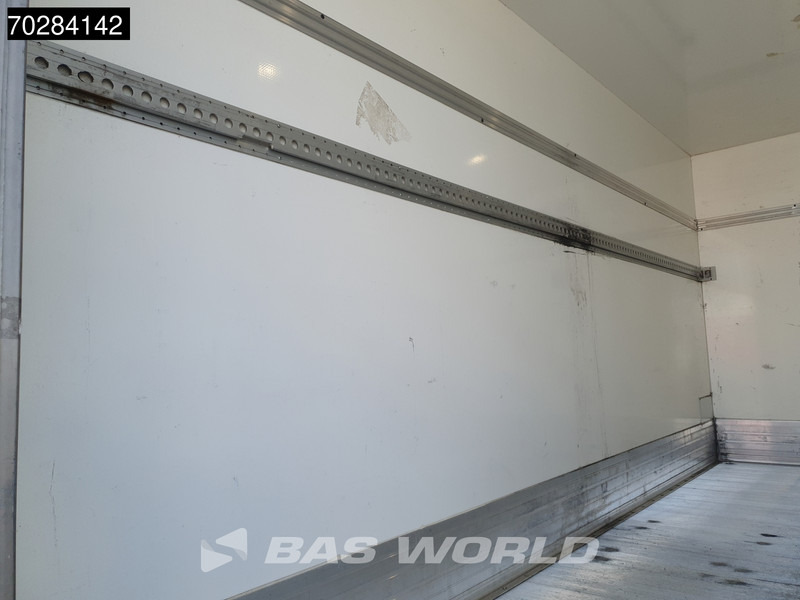 Volkswagen Crafter 102pk Bakwagen Airco Euro6 Meubelbak Koffer 17m3 Airco - Carrinha de contentor: foto 5 Volkswagen Crafter 102pk Bakwagen Airco Euro6 Meubelbak Koffer 17m3 Airco - Carrinha de contentor: foto 5