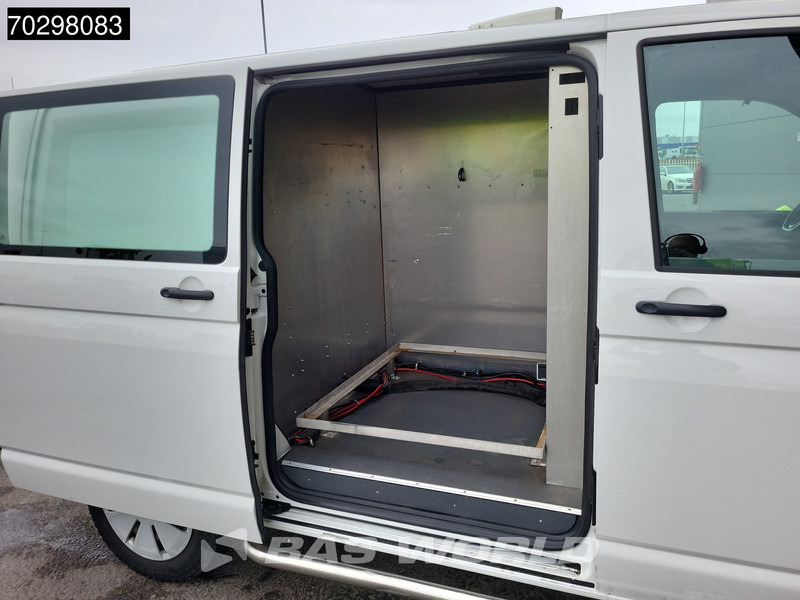 Furgão compacto Volkswagen Transporter 150PK 4Motion 4x4 L1H1 Navi Airco Cruise Camera Parkeersensoren v+a Standkachel APK 10-2026 Euro6 L1 Kompakt 4WD Allrad Airco Cruise c: foto 7 Furgão compacto Volkswagen Transporter 150PK 4Motion 4x4 L1H1 Navi Airco Cruise Camera Parkeersensoren v+a Standkachel APK 10-2026 Euro6 L1 Kompakt 4WD Allrad Airco Cruise c: foto 7