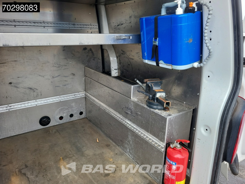 Furgão compacto Volkswagen Transporter 150PK 4Motion 4x4 L1H1 Navi Airco Cruise Camera Parkeersensoren v+a Standkachel APK 10-2026 Euro6 L1 Kompakt 4WD Allrad Airco Cruise c: foto 10 Furgão compacto Volkswagen Transporter 150PK 4Motion 4x4 L1H1 Navi Airco Cruise Camera Parkeersensoren v+a Standkachel APK 10-2026 Euro6 L1 Kompakt 4WD Allrad Airco Cruise c: foto 10