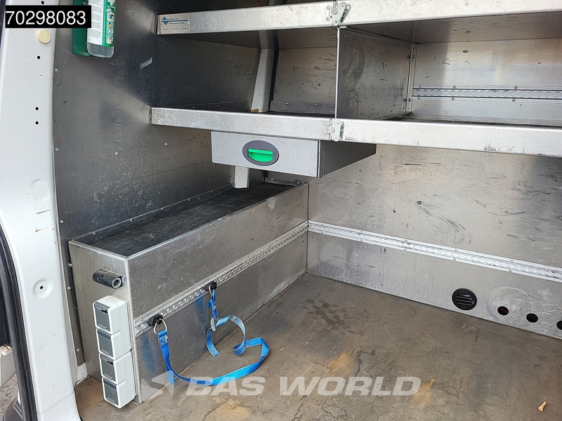 Furgão compacto Volkswagen Transporter 150PK 4Motion 4x4 L1H1 Navi Airco Cruise Camera Parkeersensoren v+a Standkachel APK 10-2026 Euro6 L1 Kompakt 4WD Allrad Airco Cruise c: foto 9 Furgão compacto Volkswagen Transporter 150PK 4Motion 4x4 L1H1 Navi Airco Cruise Camera Parkeersensoren v+a Standkachel APK 10-2026 Euro6 L1 Kompakt 4WD Allrad Airco Cruise c: foto 9