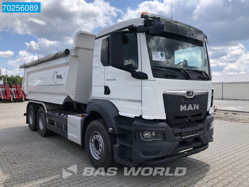 MAN TGS 26.440 6X4 16 m3 Hardox tipper Automatic Euro 6 - Camião basculante: foto 3 MAN TGS 26.440 6X4 16 m3 Hardox tipper Automatic Euro 6 - Camião basculante: foto 3