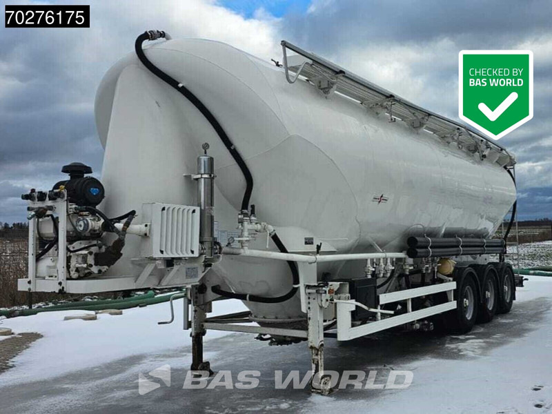 SPITZER SF2755/4P 3 axles 55 m3 Liftachse - Semi-reboque cisterna: foto 1 SPITZER SF2755/4P 3 axles 55 m3 Liftachse - Semi-reboque cisterna: foto 1