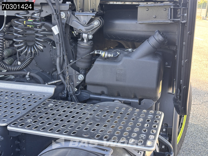 Tractor novo Iveco S-Way 460 4X2 Metallica Edition! LNG Full-Air Retarder 2xTanks Standklima Euro 6: foto 8 Tractor novo Iveco S-Way 460 4X2 Metallica Edition! LNG Full-Air Retarder 2xTanks Standklima Euro 6: foto 8