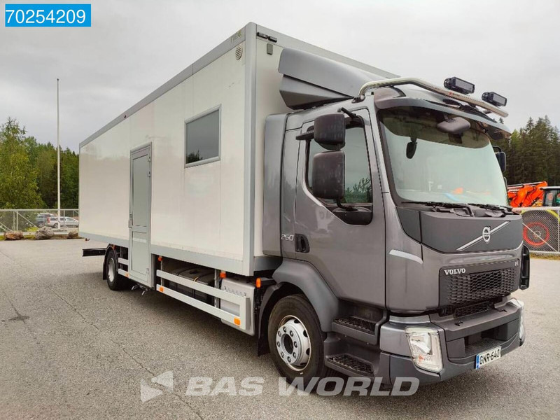 Volvo FL 250 4X2 Like NEW! Exhibition truck EURO 6 - Camião furgão: foto 3 Volvo FL 250 4X2 Like NEW! Exhibition truck EURO 6 - Camião furgão: foto 3