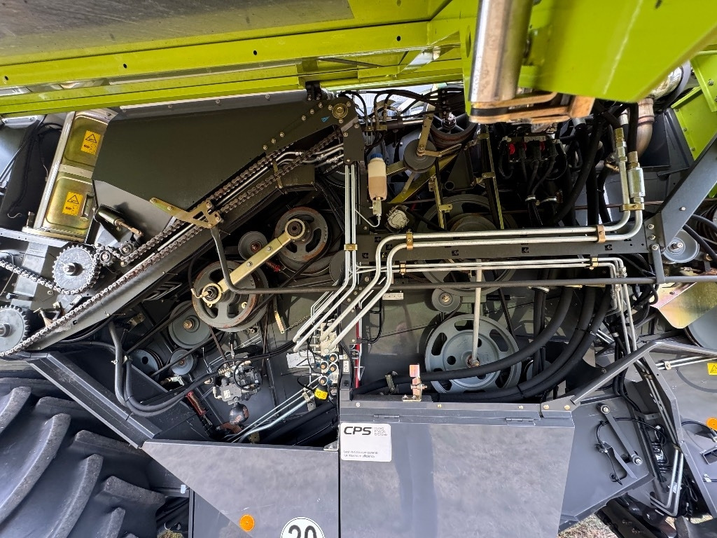 Ceifeira debulhadora Claas Lexion 660 + claas vario 750: foto 9