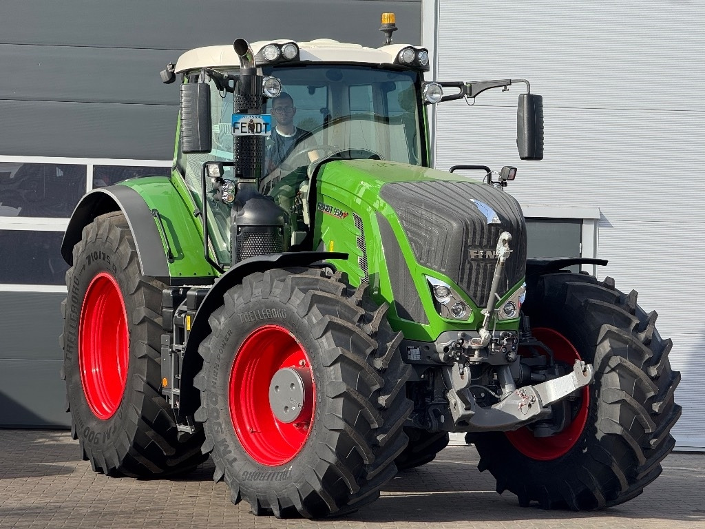 Fendt 930 Vario S4 Profi Plus - Trator: foto 1 Fendt 930 Vario S4 Profi Plus - Trator: foto 1