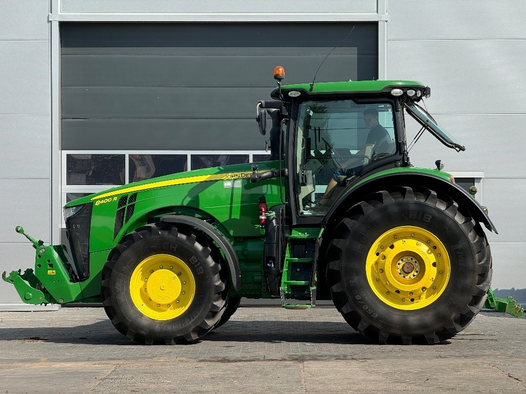 John Deere 8400 R - Trator: foto 4 John Deere 8400 R - Trator: foto 4