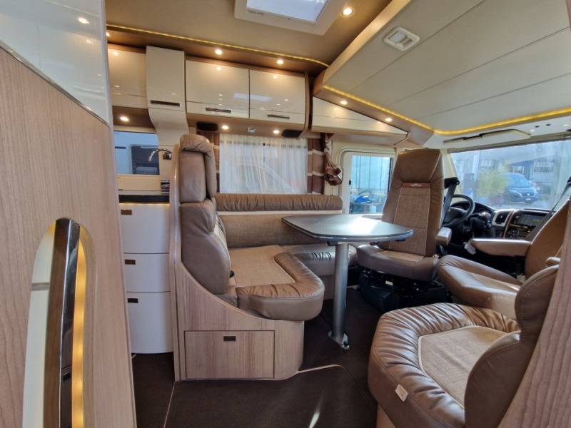 Carthago C-Tourer I 148 LE - Autocaravana integral: foto 5 Carthago C-Tourer I 148 LE - Autocaravana integral: foto 5