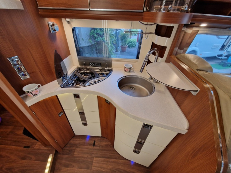 Autocaravana integral Carthago E Line 51 QB: foto 9