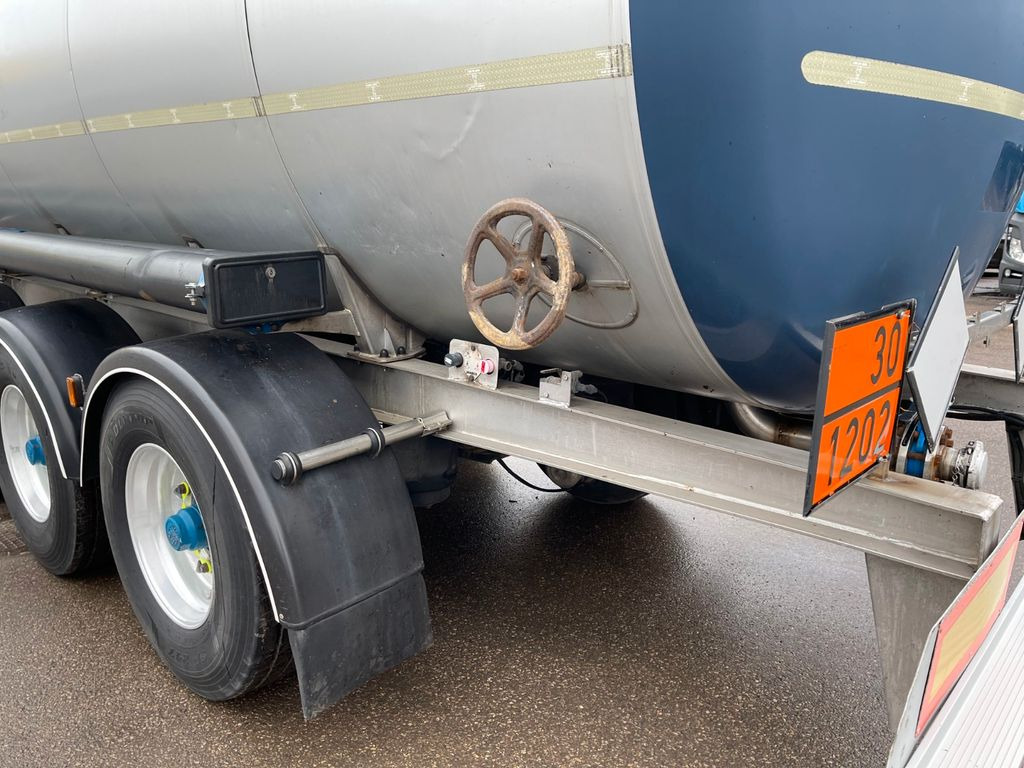 Magyar ADR 7 units - Semi-reboque cisterna: foto 4 Magyar ADR 7 units - Semi-reboque cisterna: foto 4