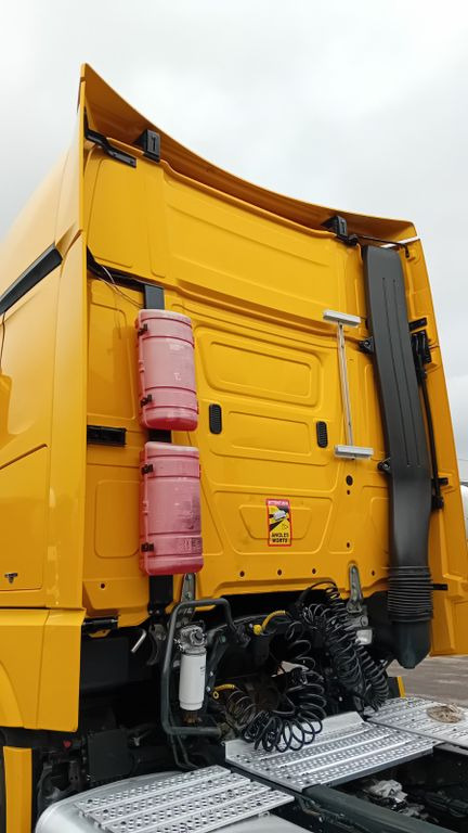 Mercedes-Benz 1845 GIGA space - Tractor: foto 5 Mercedes-Benz 1845 GIGA space - Tractor: foto 5