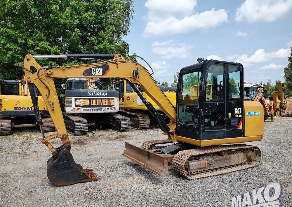 Caterpillar 305.5E2 - Escavadora de rastos: foto 1 Caterpillar 305.5E2 - Escavadora de rastos: foto 1