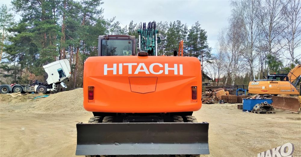 Hitachi ZX140W-3 - Escavadeira de rodas: foto 3 Hitachi ZX140W-3 - Escavadeira de rodas: foto 3