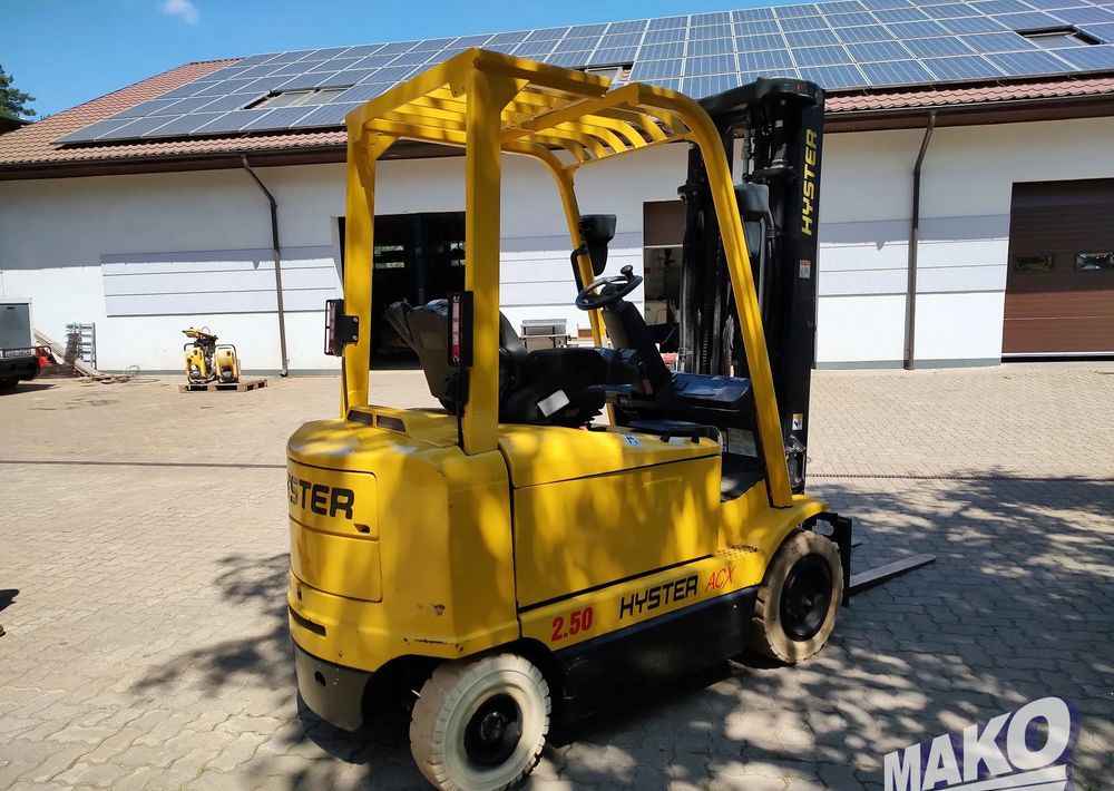Hyster J2.50XM-717 - Empilhador elétrico: foto 5 Hyster J2.50XM-717 - Empilhador elétrico: foto 5