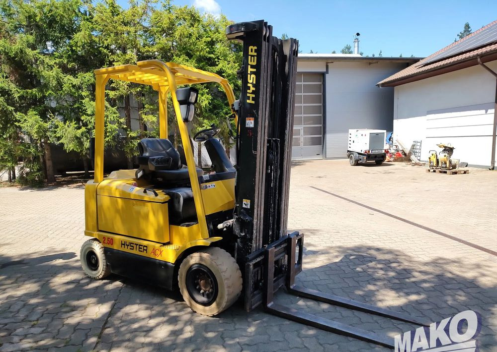 Locação financeira de  Hyster J2.50XM-717 Hyster J2.50XM-717: foto 7 Locação financeira de  Hyster J2.50XM-717 Hyster J2.50XM-717: foto 7