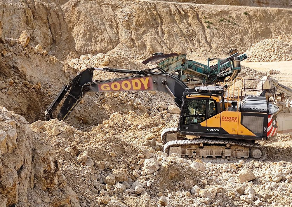 Volvo EC 250 EL - Escavadora de rastos: foto 2 Volvo EC 250 EL - Escavadora de rastos: foto 2