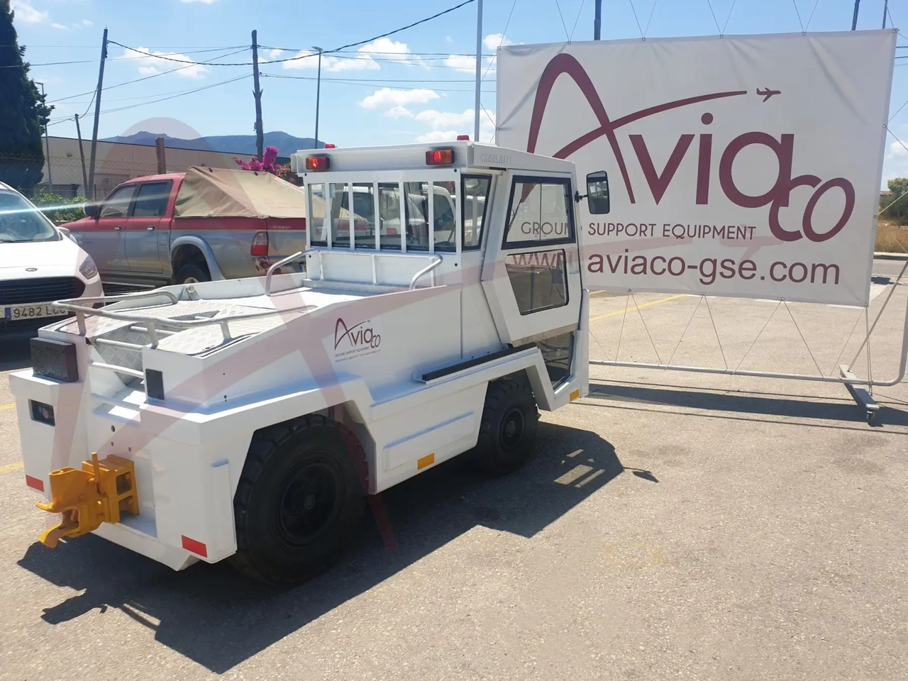 CHARLATTE T135 AC - Trator de bagagem: foto 1 CHARLATTE T135 AC - Trator de bagagem: foto 1