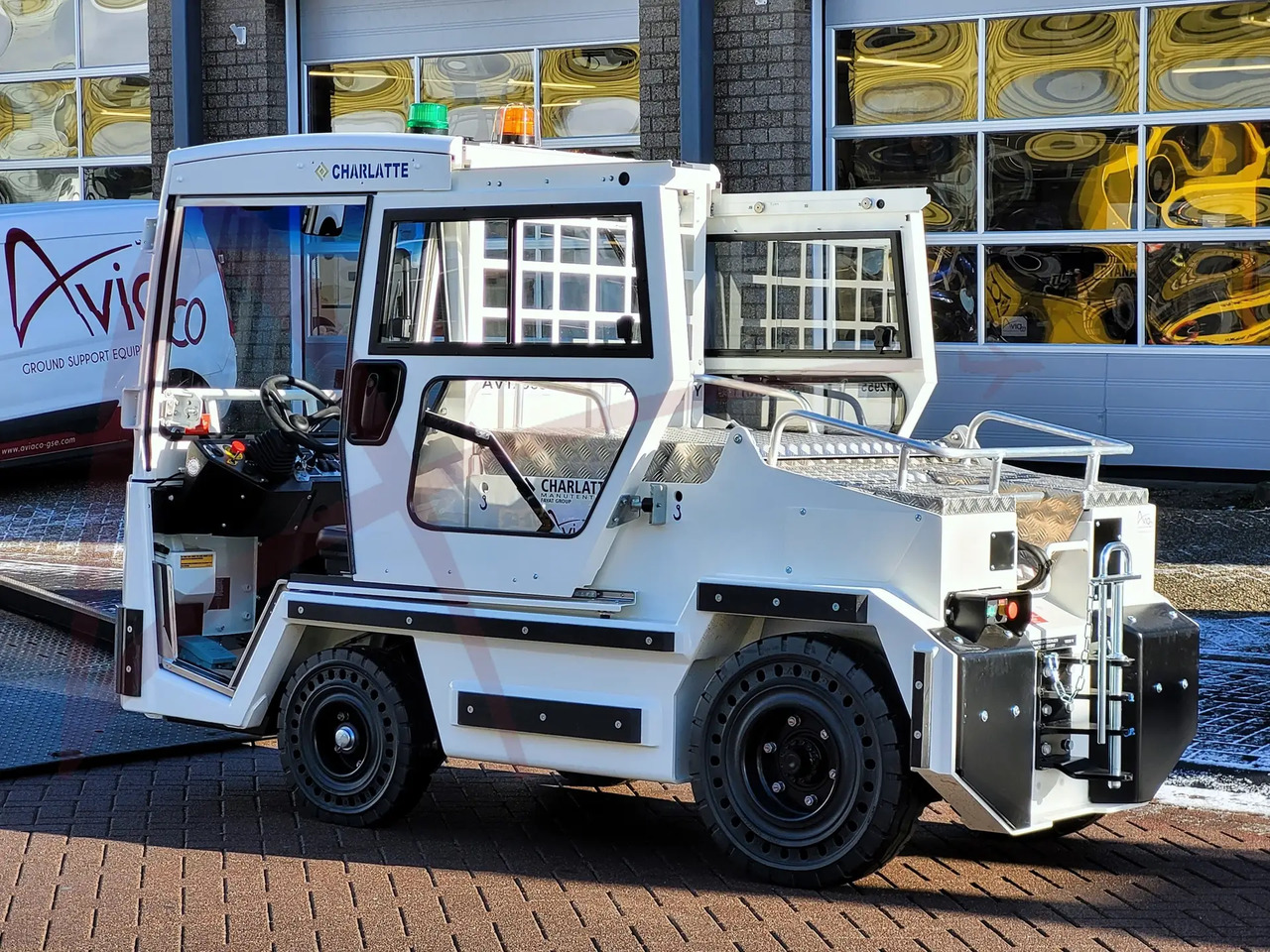 CHARLATTE T135 EVO - Trator de bagagem: foto 3 CHARLATTE T135 EVO - Trator de bagagem: foto 3