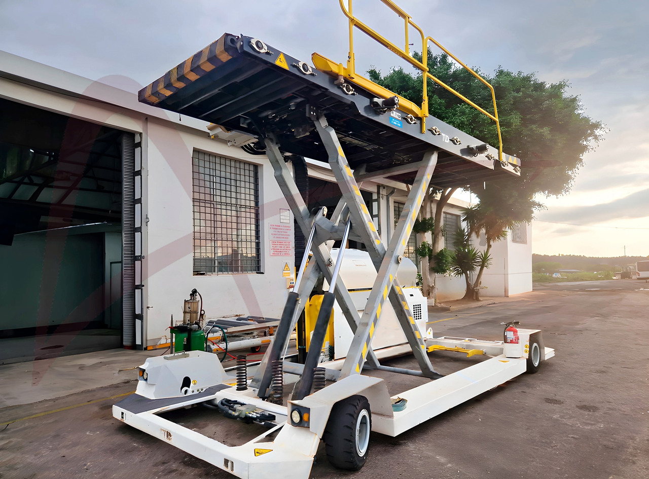 - Elevador/ Carregador de contentores e paletes: foto 1 - Elevador/ Carregador de contentores e paletes: foto 1