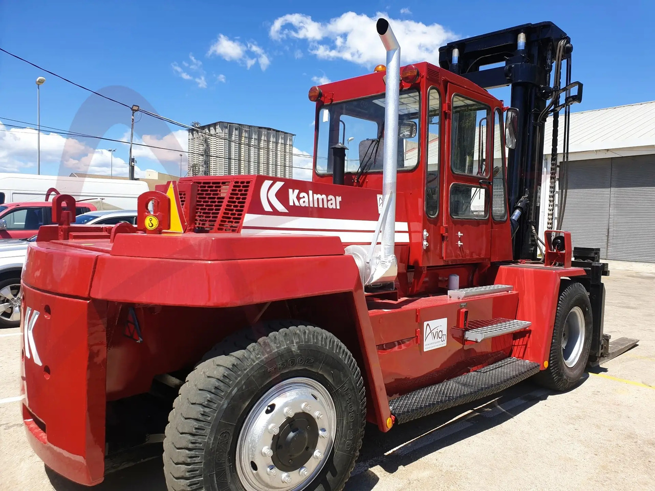 KALMAR DC16-900 - Empilhador a diesel: foto 2 KALMAR DC16-900 - Empilhador a diesel: foto 2