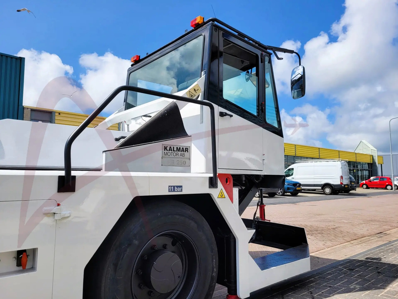 KALMAR MOTOR AB FB 250 - Trator de push-back: foto 3 KALMAR MOTOR AB FB 250 - Trator de push-back: foto 3