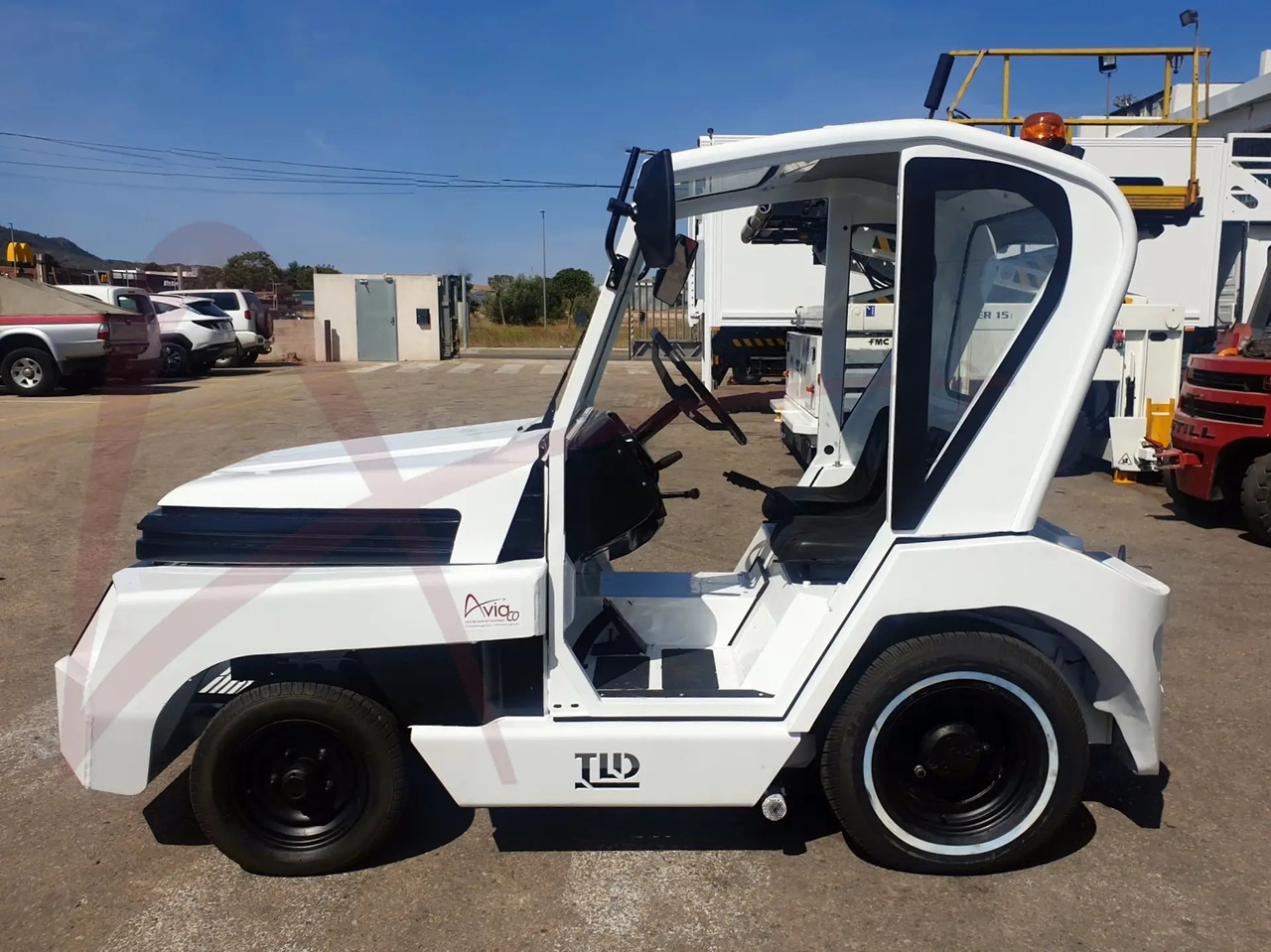 TLD TMX-20 - Trator de bagagem: foto 3 TLD TMX-20 - Trator de bagagem: foto 3