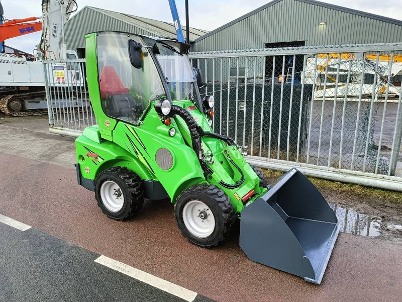 Avant M420 MSDNT mini shovel loader lader 980 kg CE - Mini pá carregadora de rastos: foto 3 Avant M420 MSDNT mini shovel loader lader 980 kg CE - Mini pá carregadora de rastos: foto 3