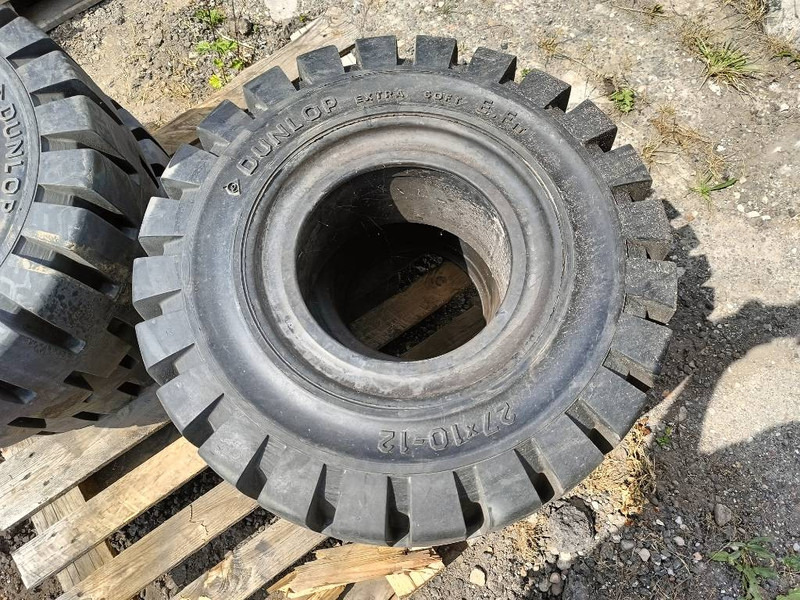 Banden landbouwbanden michelin dunlop 9.5R17.5 + 2 - Jantes e pneus para Máquina de construção: foto 5 Banden landbouwbanden michelin dunlop 9.5R17.5 + 2 - Jantes e pneus para Máquina de construção: foto 5