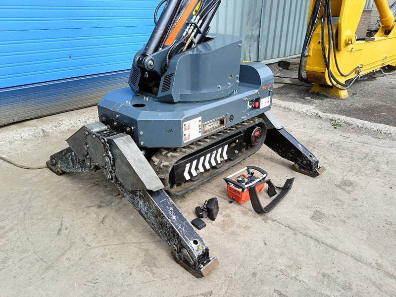 Escavadora de rastos Brokk euroimplementos RDC1510 180 husqvarna robot remote: foto 16
