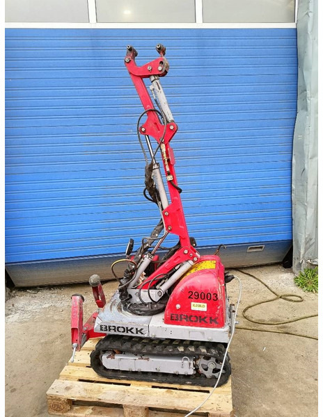 Brokk mini cut 40 demolition robot remote controlled - Escavadora de rastos: foto 3 Brokk mini cut 40 demolition robot remote controlled - Escavadora de rastos: foto 3