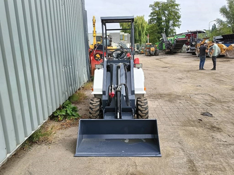 Captok CK - S30T shovel loader minishovel wiellader - Mini pá carregadora de rastos: foto 2 Captok CK - S30T shovel loader minishovel wiellader - Mini pá carregadora de rastos: foto 2