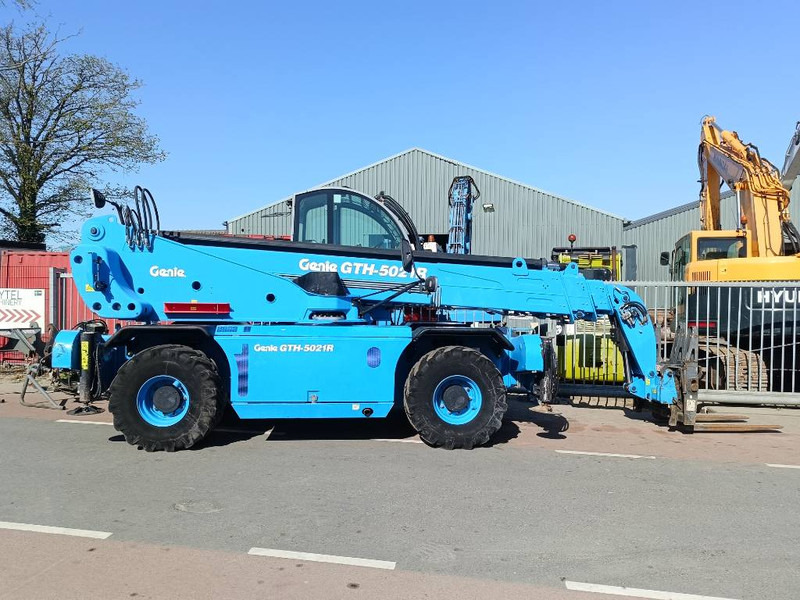 Genie GTH 5021 R roterende verreiker telescopic lade 21m - Empilhador telescópico: foto 4 Genie GTH 5021 R roterende verreiker telescopic lade 21m - Empilhador telescópico: foto 4