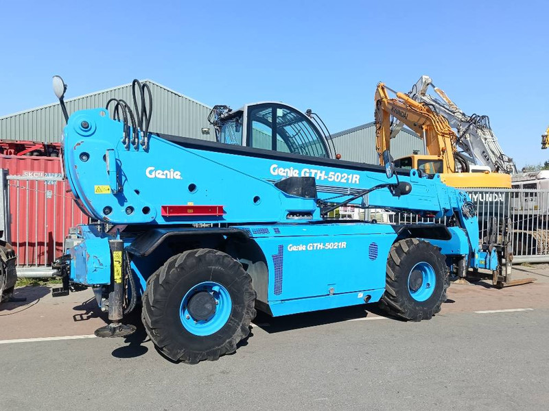 Genie GTH 5021 R roterende verreiker telescopic lade 21m - Empilhador telescópico: foto 1 Genie GTH 5021 R roterende verreiker telescopic lade 21m - Empilhador telescópico: foto 1