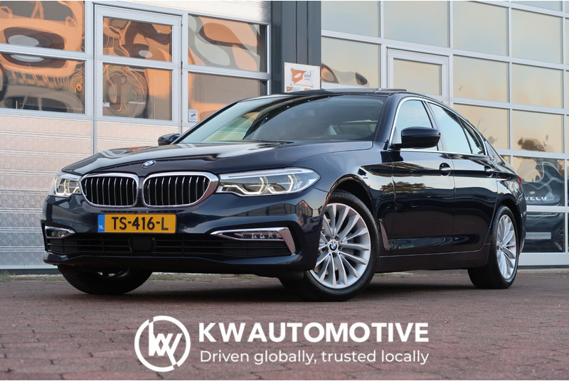 BMW 5 Serie 520i High Executive SCHUIFDAK/ NAPPA-LEDER/ ACC/ HEAD-UP/ H&K / ETC. - Sedan: foto 1 BMW 5 Serie 520i High Executive SCHUIFDAK/ NAPPA-LEDER/ ACC/ HEAD-UP/ H&K / ETC. - Sedan: foto 1