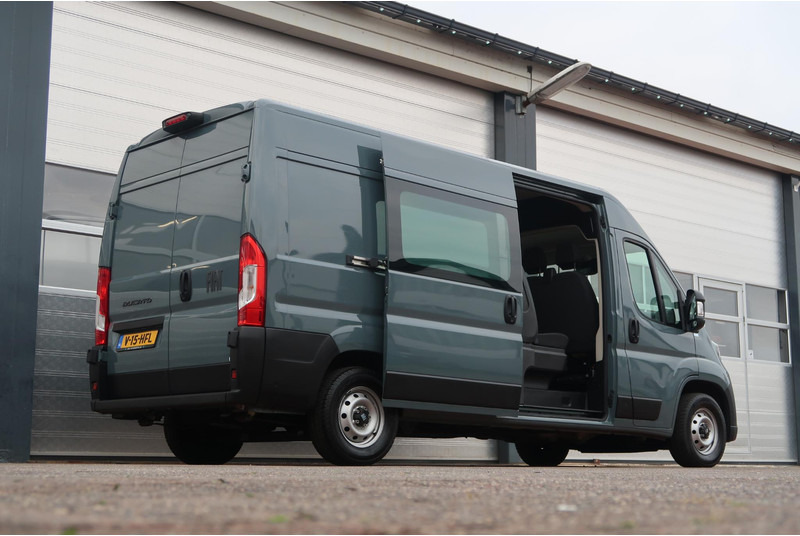 Fiat Ducato 33 2.2 MultiJet L3H2 DC CAMERA/ 2X SCHUIFDEUR/ 7P/ CRUISE/ AIRCO - Furgão compacto: foto 4 Fiat Ducato 33 2.2 MultiJet L3H2 DC CAMERA/ 2X SCHUIFDEUR/ 7P/ CRUISE/ AIRCO - Furgão compacto: foto 4