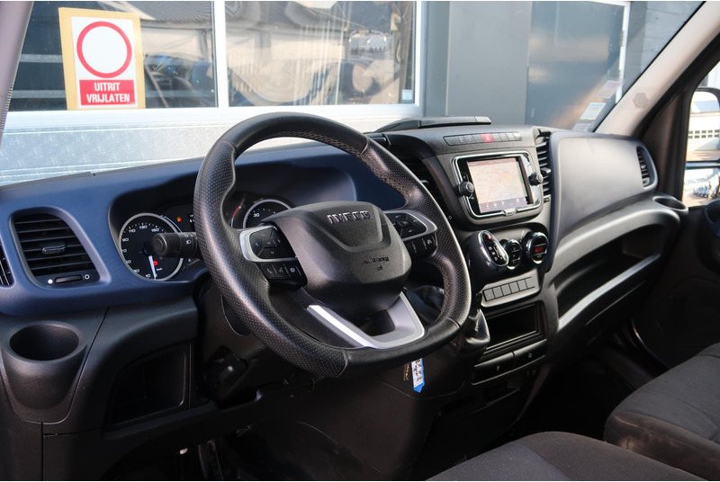 Iveco Daily 35S18HV 3.0 35 L2 H2 AUT/ LED/ CAMERA/ 3.5T/ CRUISE/ CLIMA/ TREKHAAK - Furgão: foto 2 Iveco Daily 35S18HV 3.0 35 L2 H2 AUT/ LED/ CAMERA/ 3.5T/ CRUISE/ CLIMA/ TREKHAAK - Furgão: foto 2