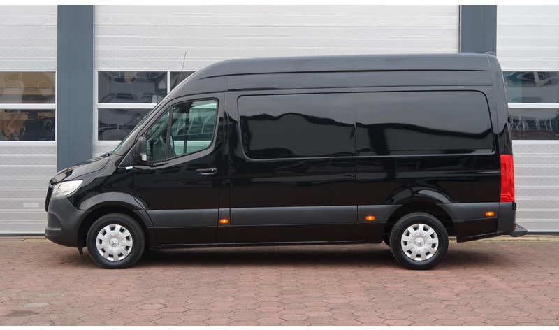 Furgão Mercedes-Benz Sprinter 317 CDI L2H2 AUT/ 3.5T/ CAMERA/ MBUX/ CRUISE/ AIRCO: foto 9