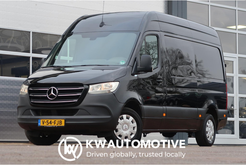 Mercedes-Benz Sprinter 317 CDI L2H2 AUT/ 3.5T/ CAMERA/ MBUX/ CRUISE/ AIRCO - Furgão: foto 1 Mercedes-Benz Sprinter 317 CDI L2H2 AUT/ 3.5T/ CAMERA/ MBUX/ CRUISE/ AIRCO - Furgão: foto 1