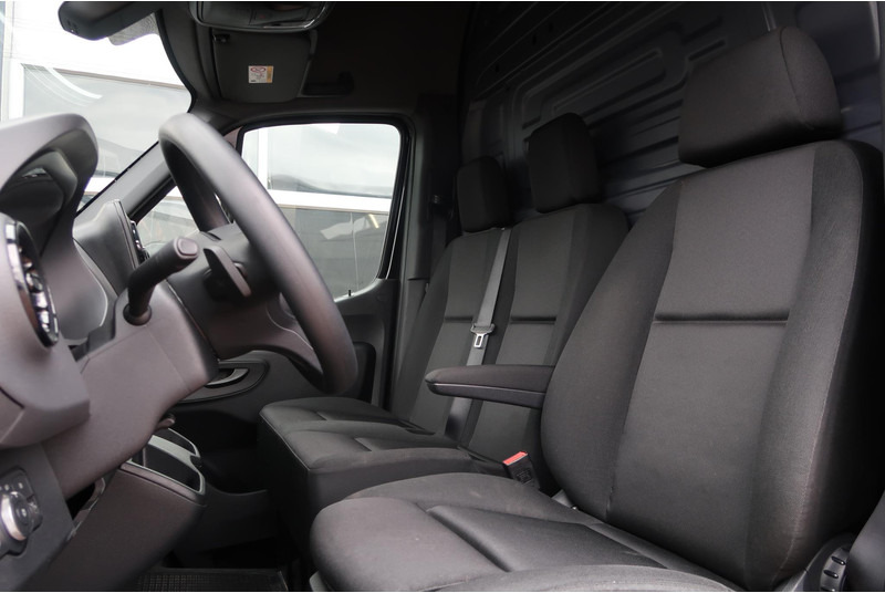 Furgão Mercedes-Benz Sprinter 317 CDI L2H2 AUT/ 3.5T/ CAMERA/ MBUX/ CRUISE/ AIRCO: foto 10