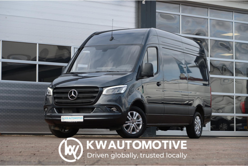 Mercedes-Benz Sprinter 317 CDI L2H2 RWD BPM VRIJ/ AUT/ 3.5T/ LED/ CAMERA/ MBUX/ CRUISE/ CLIMA - Furgão: foto 1 Mercedes-Benz Sprinter 317 CDI L2H2 RWD BPM VRIJ/ AUT/ 3.5T/ LED/ CAMERA/ MBUX/ CRUISE/ CLIMA - Furgão: foto 1