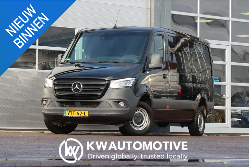 Mercedes-Benz Sprinter 319 1.9 CDI L2H1 AUT/ CAMERA/ LED/ ACC/ CLIMA/ MBUX/ TREKHAAK - Furgão: foto 1 Mercedes-Benz Sprinter 319 1.9 CDI L2H1 AUT/ CAMERA/ LED/ ACC/ CLIMA/ MBUX/ TREKHAAK - Furgão: foto 1