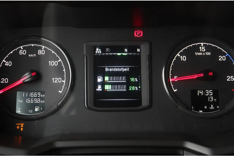 Tractor Scania P500 6x2/ FULL AIR/ HYDRAULIC/ LEATHER/ 2.950 WB/ DIFF LOCK/ SLIDE DISH: foto 18