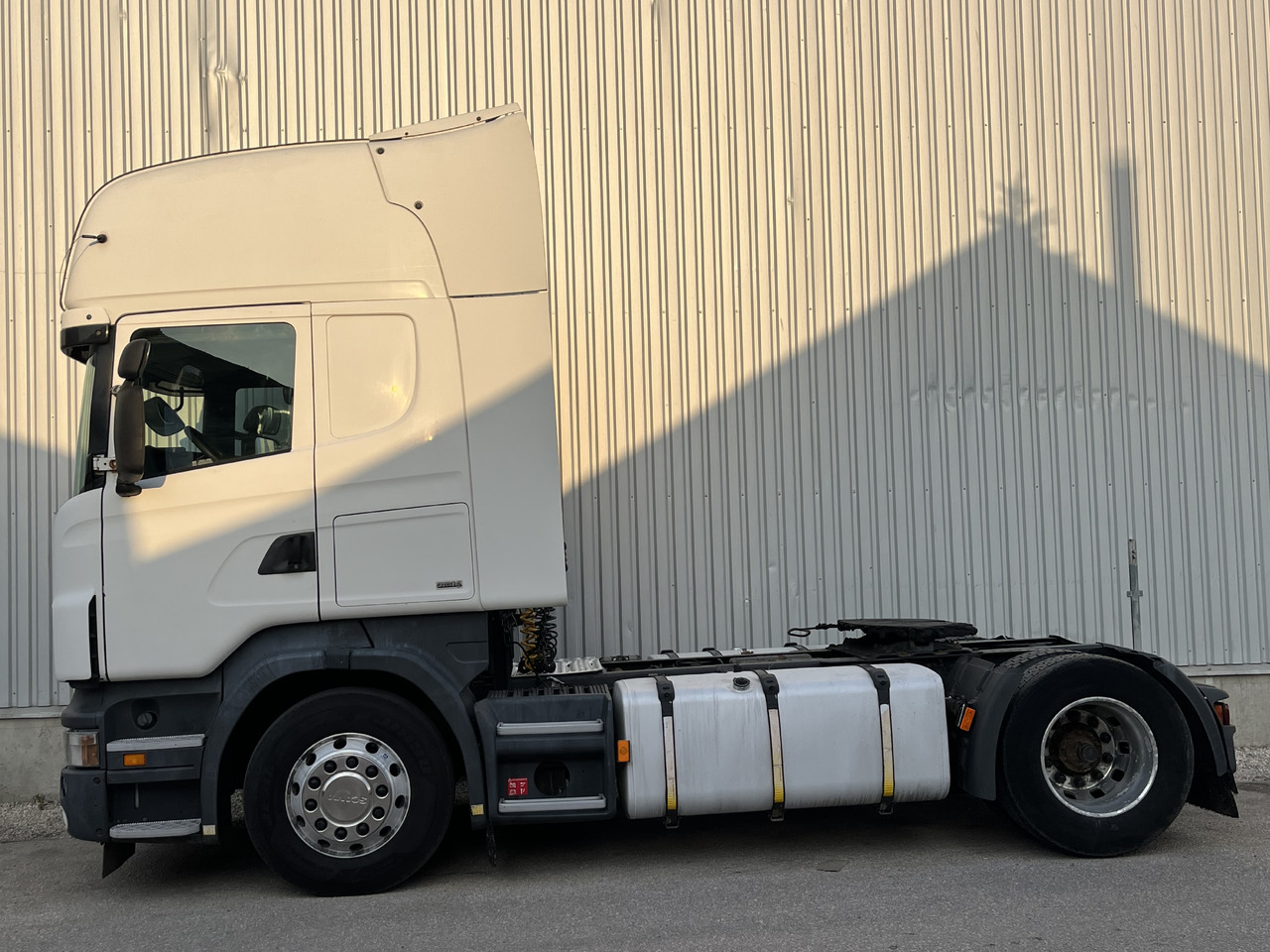 SCANIA R 420 LA 4X2 MLA - Tractor: foto 3 SCANIA R 420 LA 4X2 MLA - Tractor: foto 3