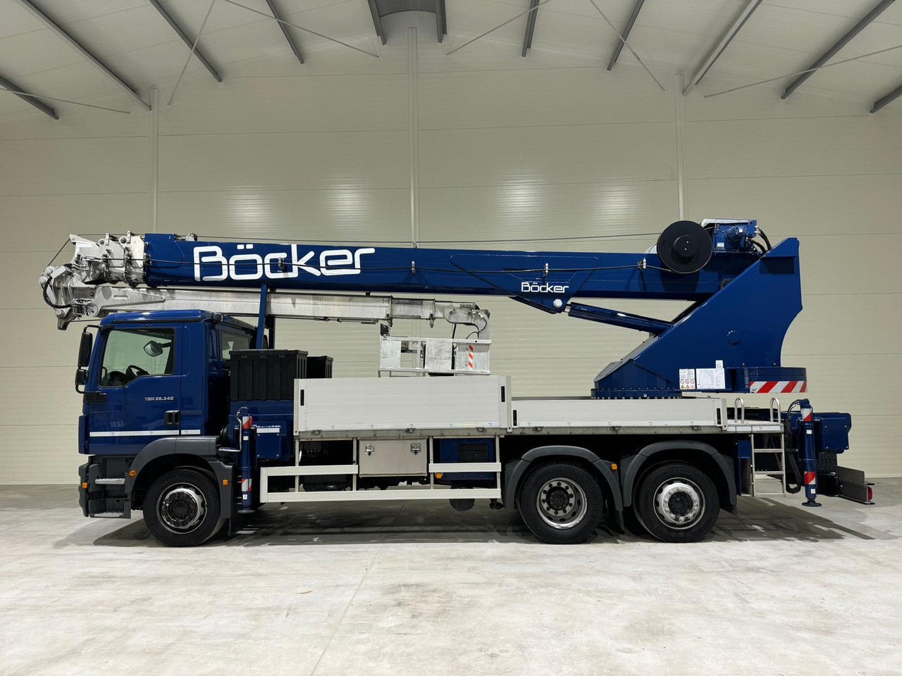 Bocker AK 46/6000 - Grua móvel: foto 1 Bocker AK 46/6000 - Grua móvel: foto 1