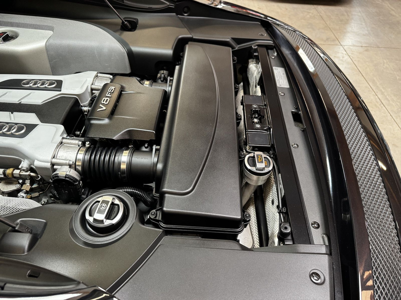 Automóvel Audi R8 4.2 FSI V8 quattro Coupé: foto 18