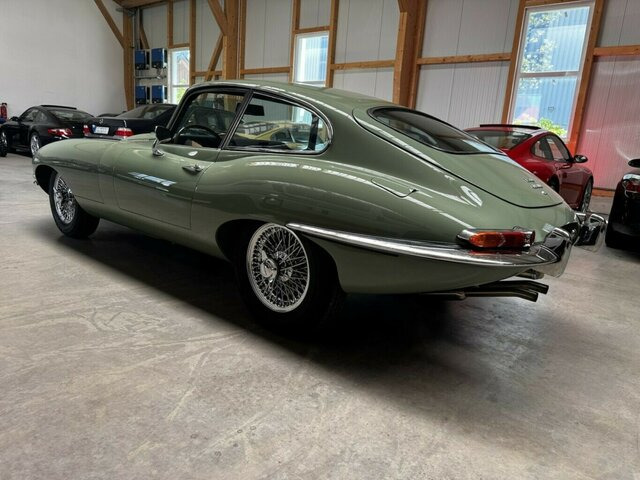 JAGUAR E-Type 4.2 Litre Series 1.5 FHC makellos... - Automóvel: foto 2 JAGUAR E-Type 4.2 Litre Series 1.5 FHC makellos... - Automóvel: foto 2