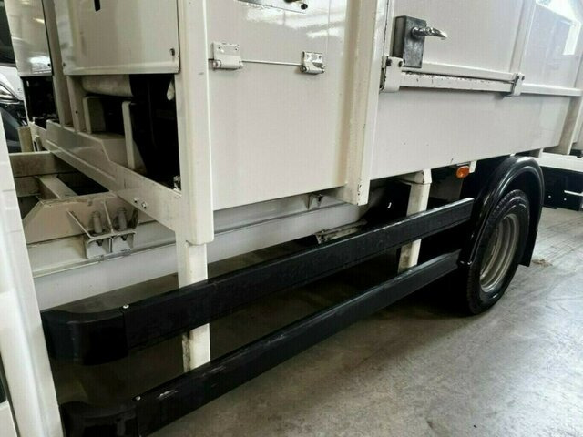 MERCEDES-BENZ Sprinter 516 CDI Müllwagen Papierkorbsammelfzg.... - Caminhão de lixo: foto 2 MERCEDES-BENZ Sprinter 516 CDI Müllwagen Papierkorbsammelfzg.... - Caminhão de lixo: foto 2